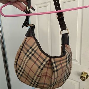 Burberry Purse!